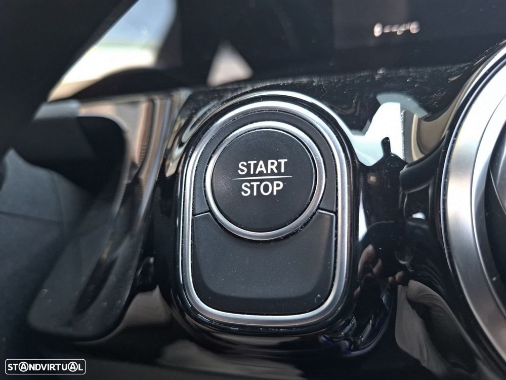 Mercedes-Benz EQA 350 4Matic AMG Line - 25