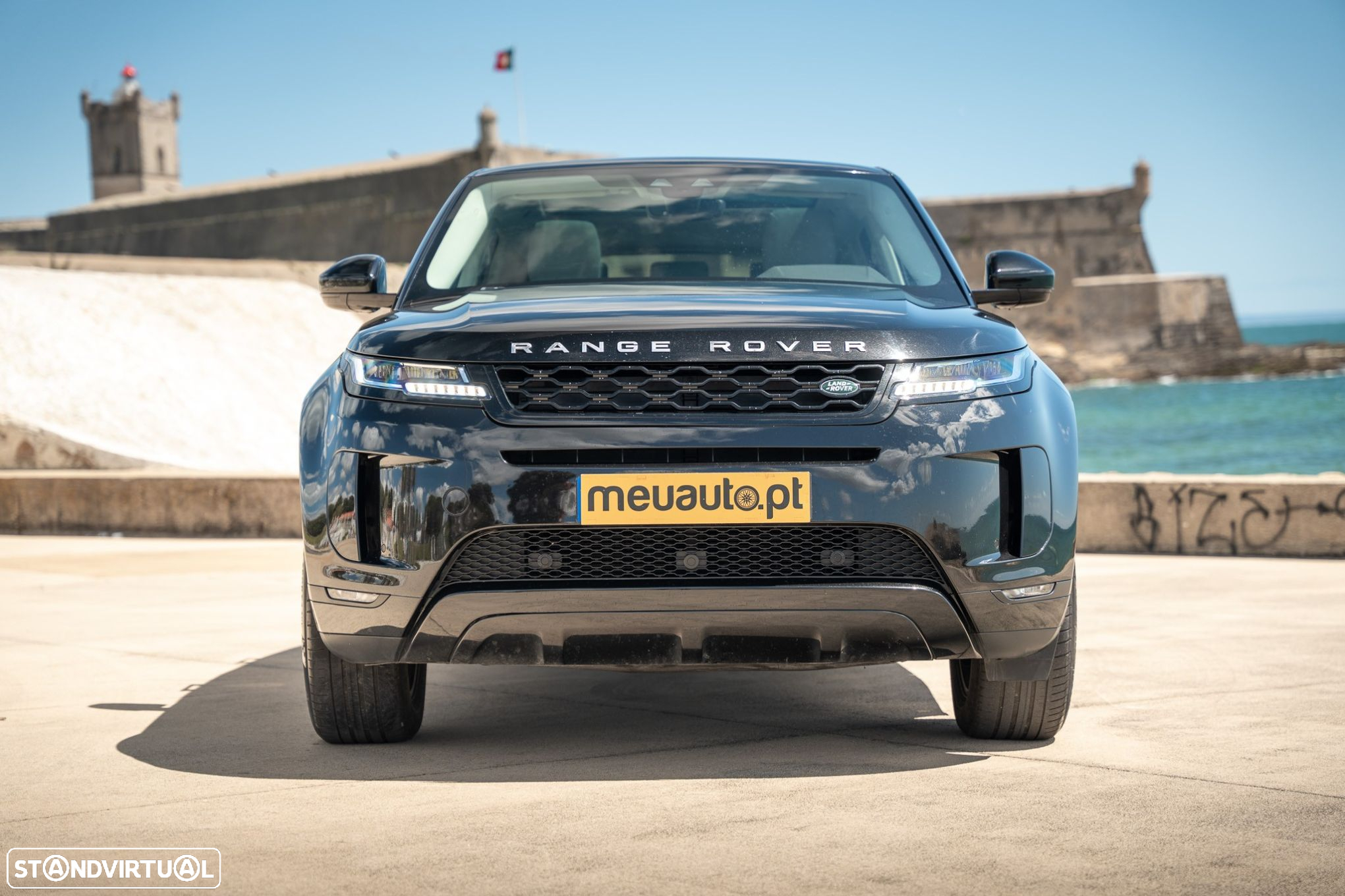 Land Rover Range Rover Evoque 2.0 D150 AWD SE Auto - 2