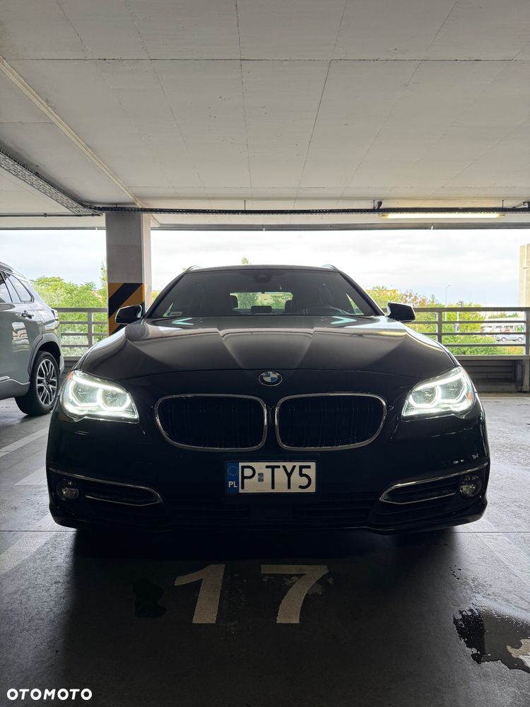 BMW Seria 5 525d xDrive - 4