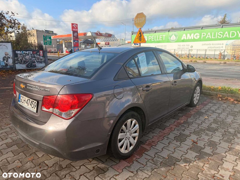 Chevrolet Cruze - 4