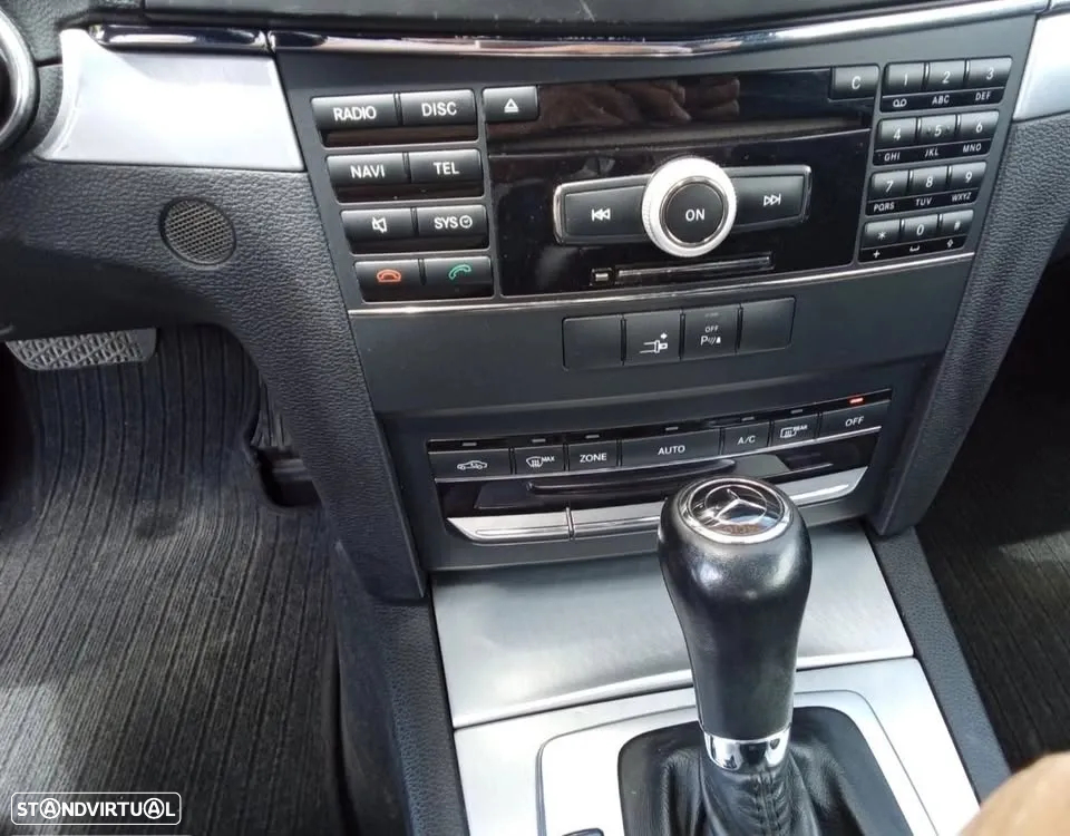 Mercedes-Benz E 250 CDi Avantgarde BlueEfficiency Auto. - 4
