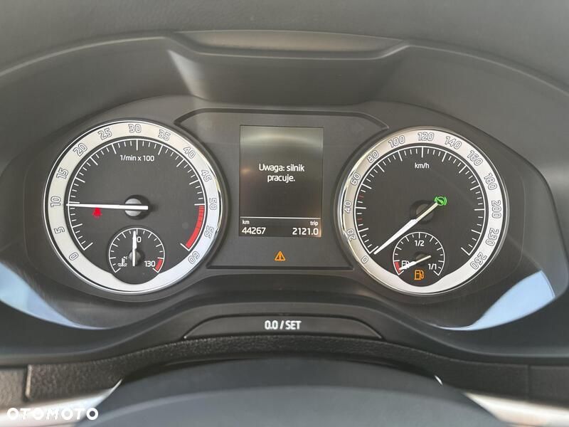 Skoda Karoq 2.0 TDI SCR 4x4 Style DSG - 14