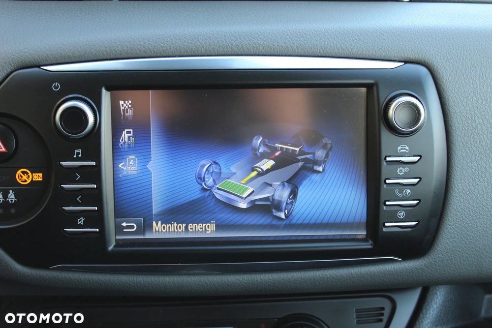 Toyota Yaris - 18