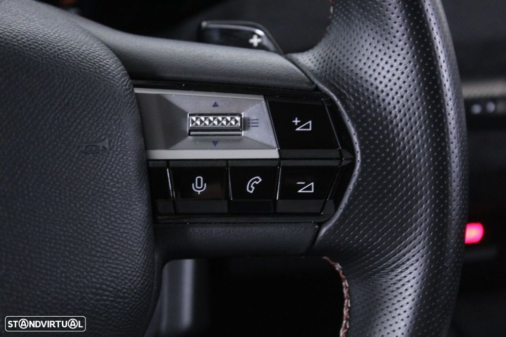 DS DS4 4 1.2 PureTech Performance Line EAT8 - 23