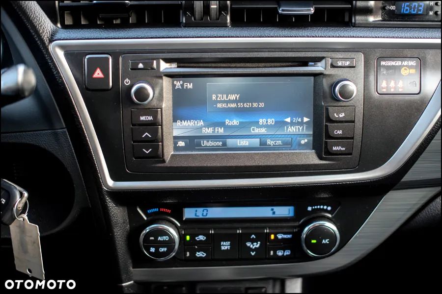 Toyota Auris - 21
