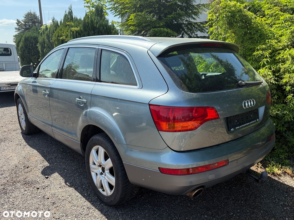 Audi Q7 - 4