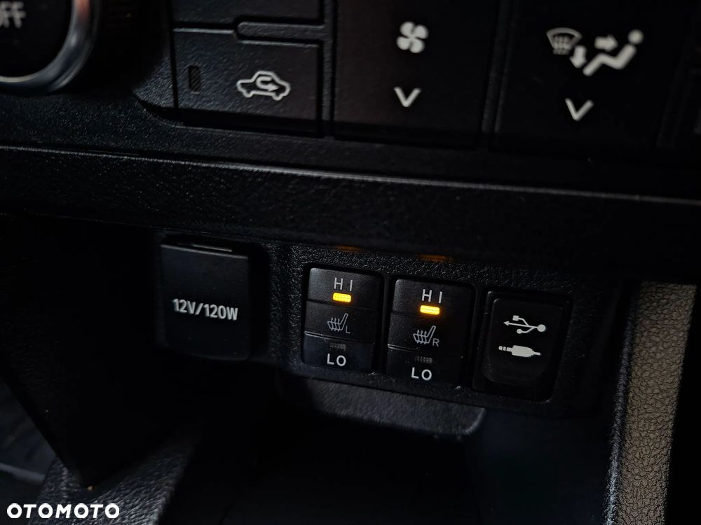 Toyota Auris 1.6 Valvematic Executive - 36