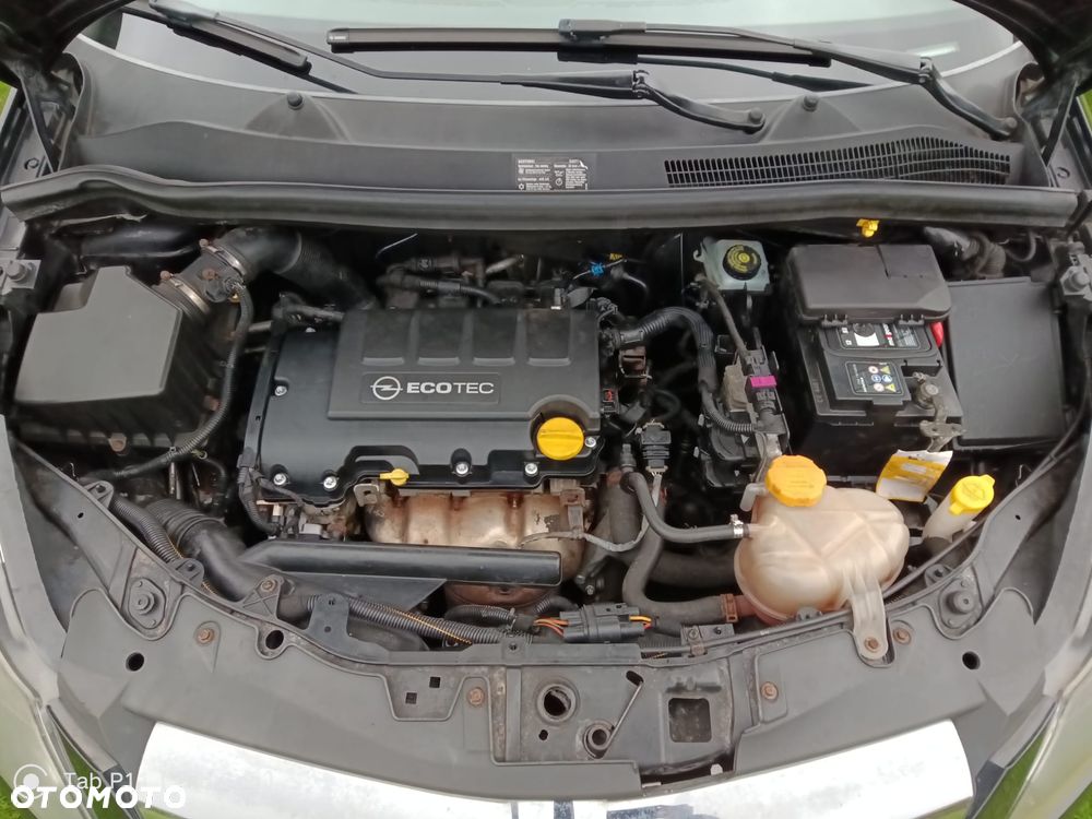 Opel Corsa 1.2 16V Cosmo - 10