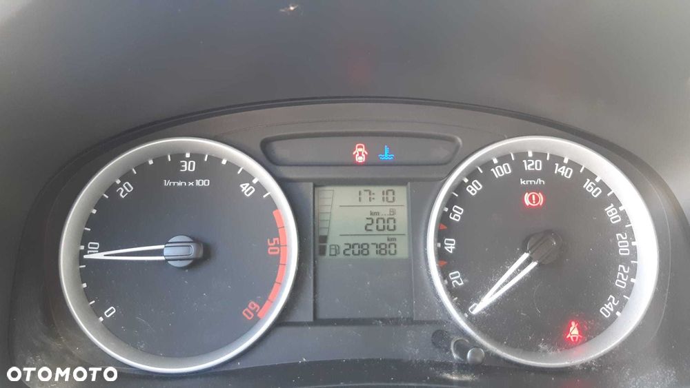 Skoda Fabia - 3