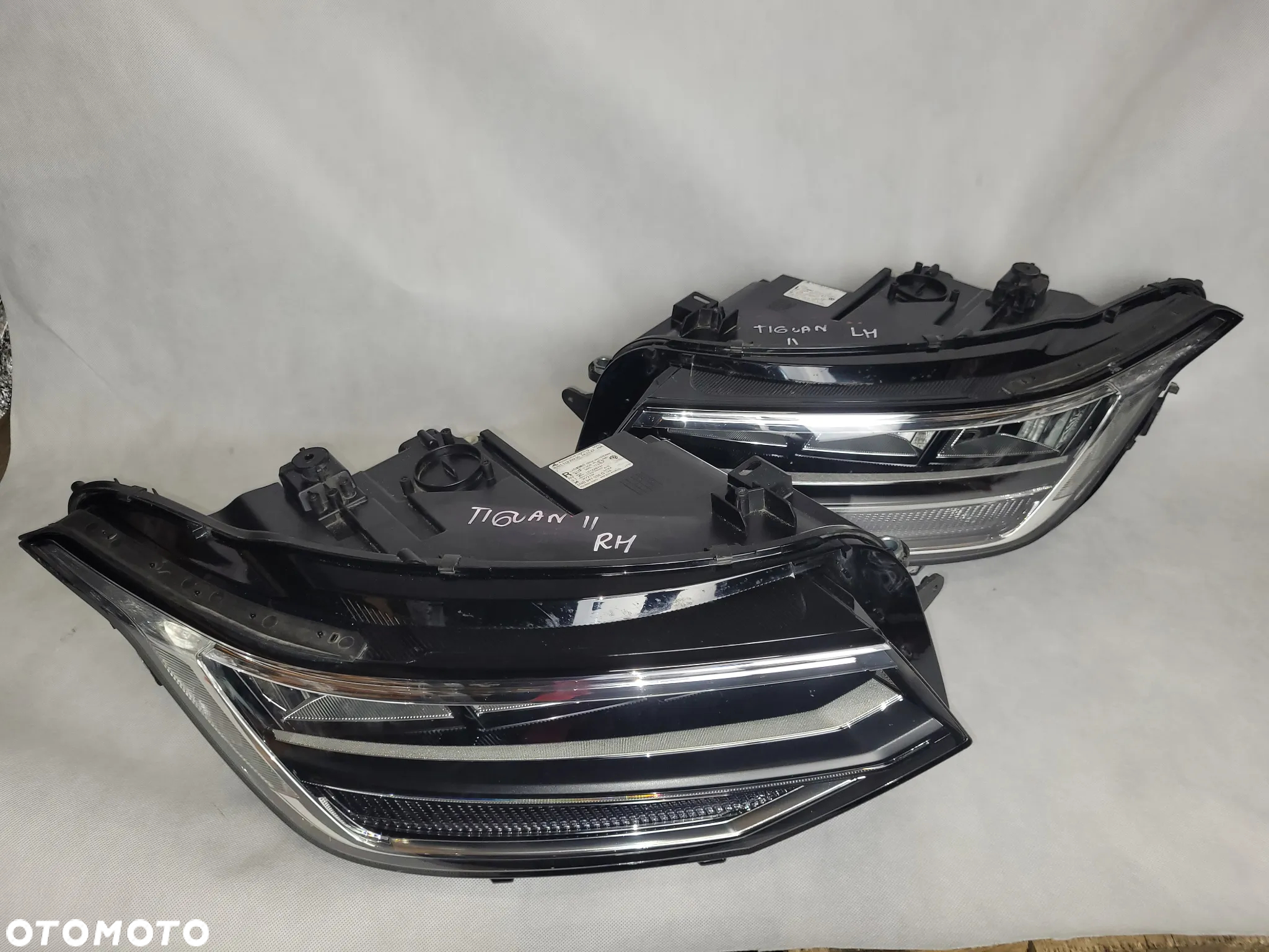 VW TIGUAN II -LAMPA PRZEDNIA PRZÓD FULL LED - 3