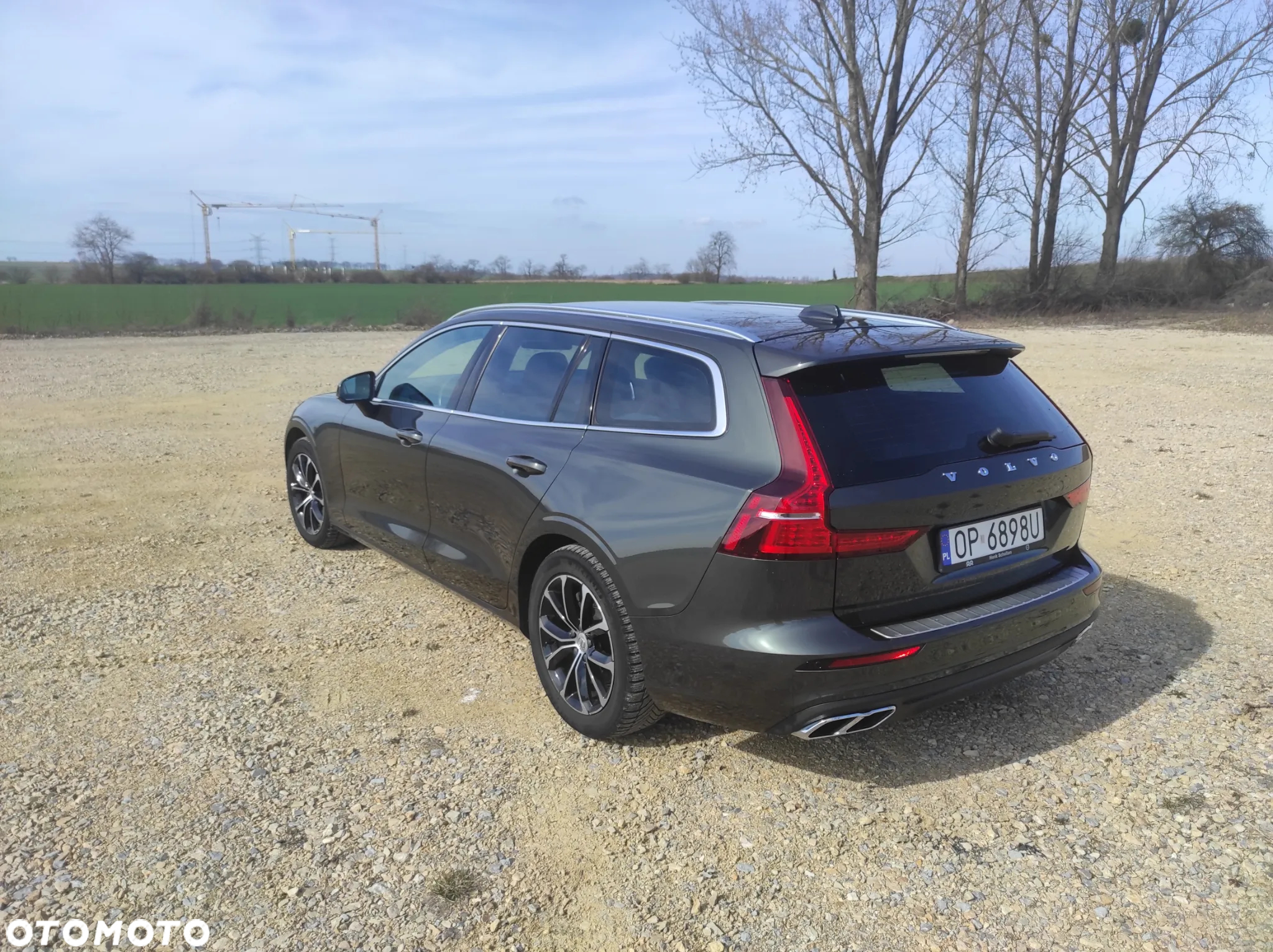 Volvo V60 D4 Momentum - 4