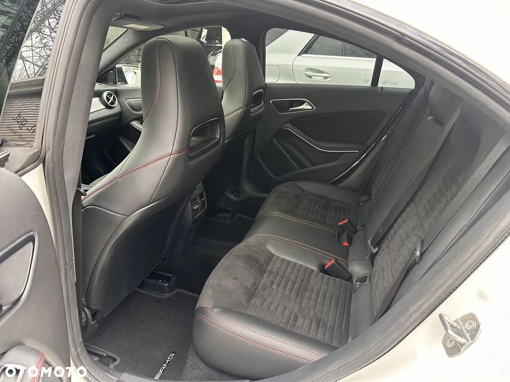 Mercedes-Benz CLA - 19