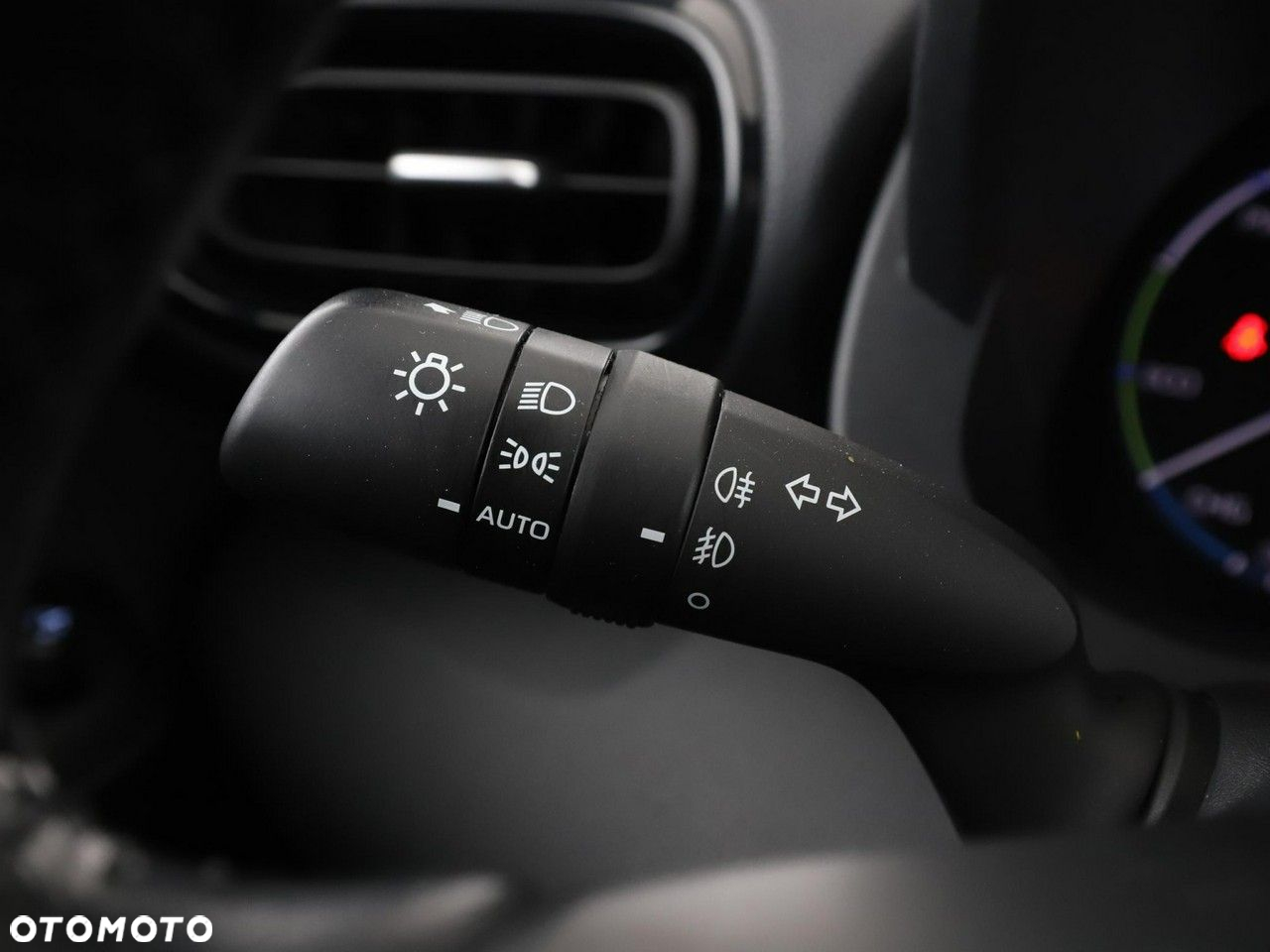 Toyota Yaris Cross Hybrid 1.5 Style - 31