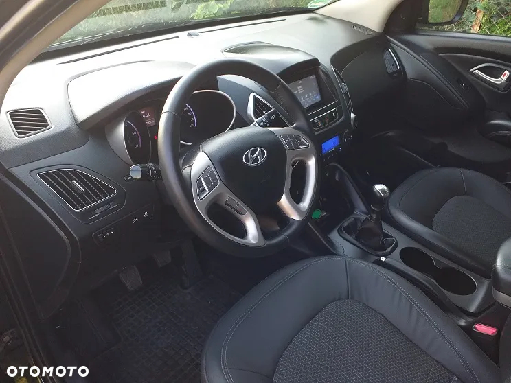 Hyundai ix35 2.0 CRDi Premium 2WD - 19