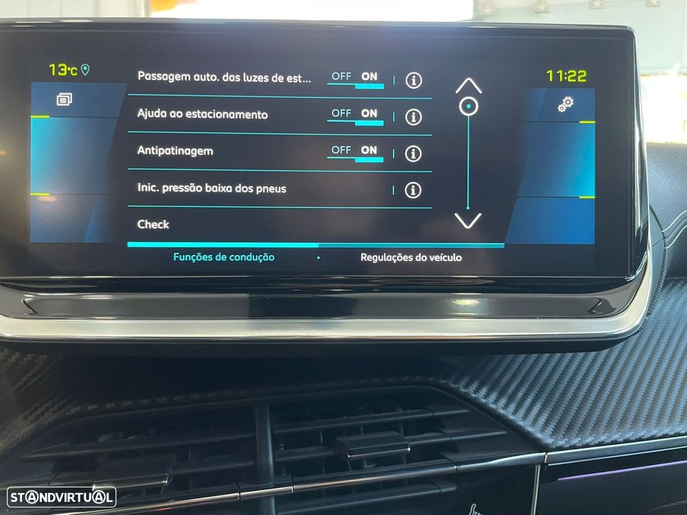 Peugeot e-2008 GT - 28