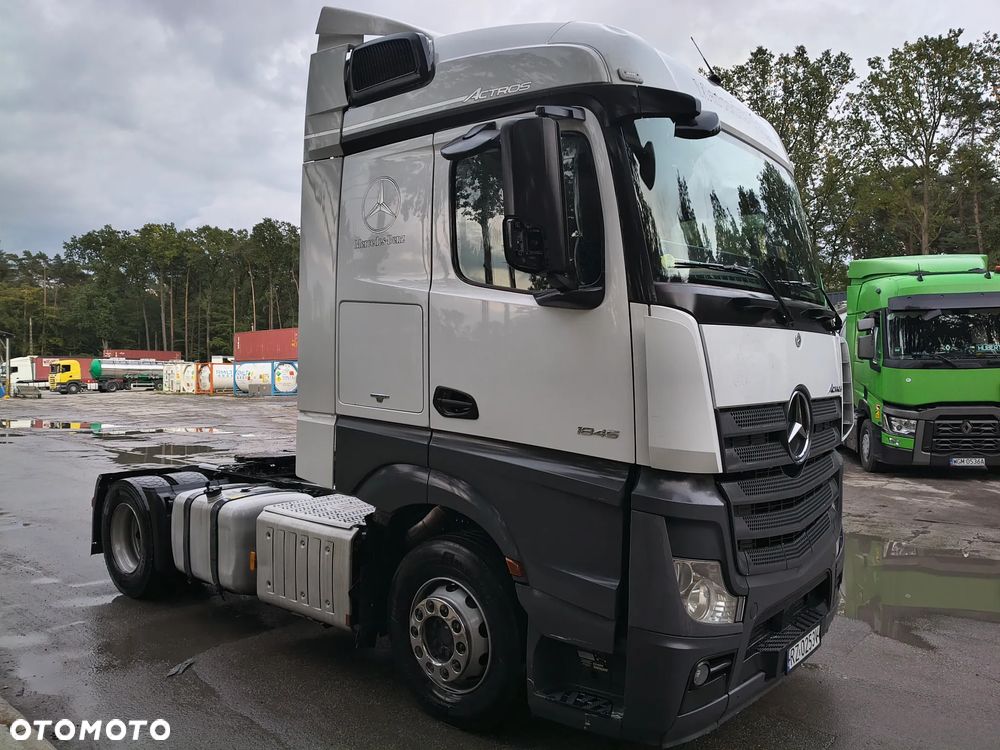 Mercedes-Benz Actros - 10