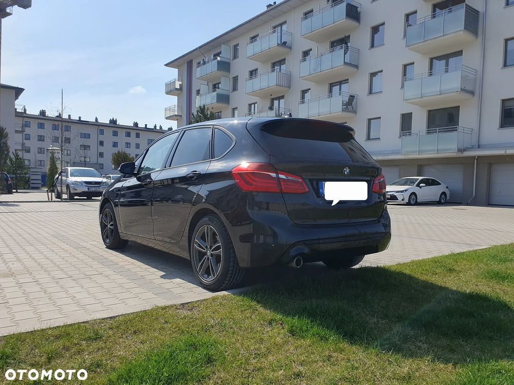 BMW Seria 2 218i - 3