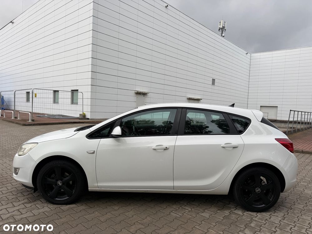 Opel Astra 1.4 Cosmo - 5