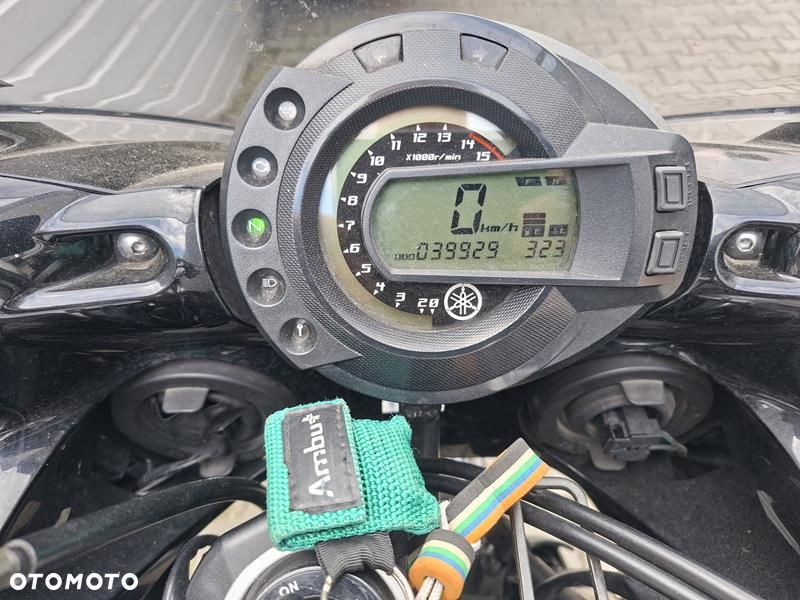 Yamaha FZ6 - 4