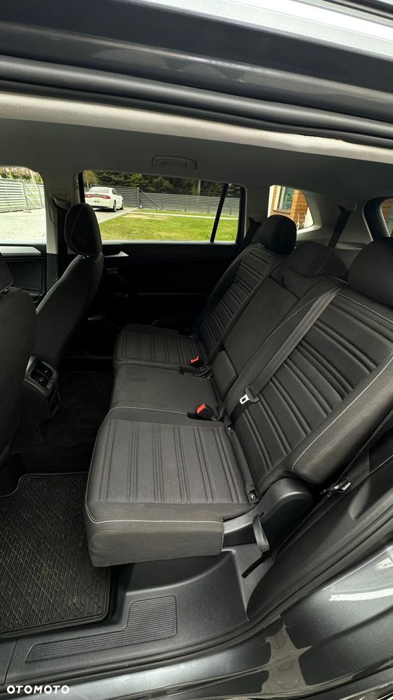 Volkswagen Tiguan - 12
