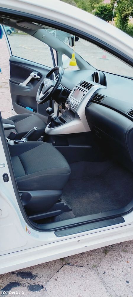 Toyota Verso 2.0 D-4D Sol - 15