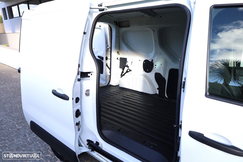 Renault Express 1.5 Blue dCi Advanced - 16