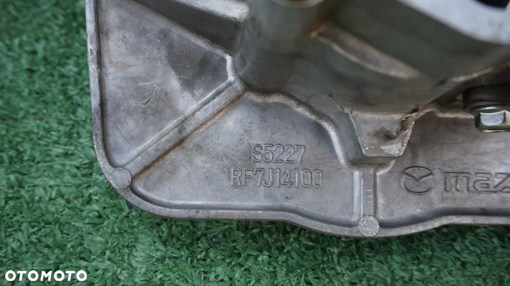 Mazda 3 BK 5 6 GG GH 2.0 D pompa oleju RF7J - 3