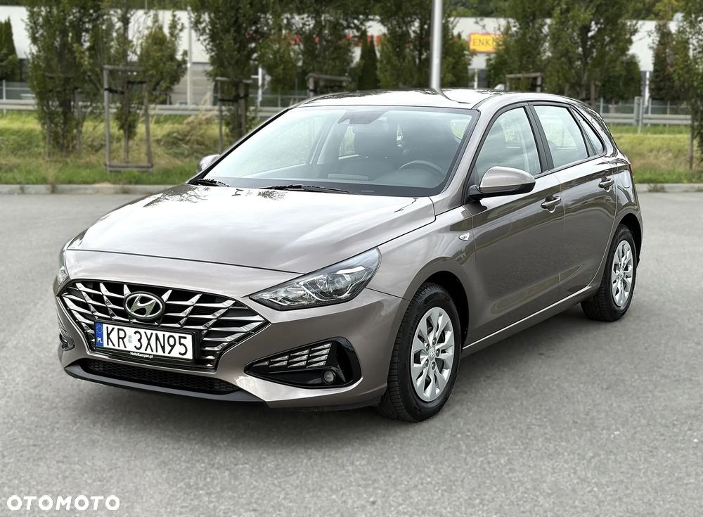 Hyundai i30 1.5 DPI Modern - 1