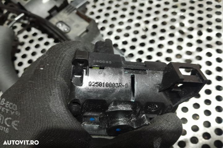 Broasca usa spate stanga 825010003R-B 825010003R-B Renault Laguna 3 [ - 4