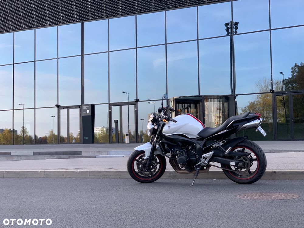 Yamaha FZ6 - 7
