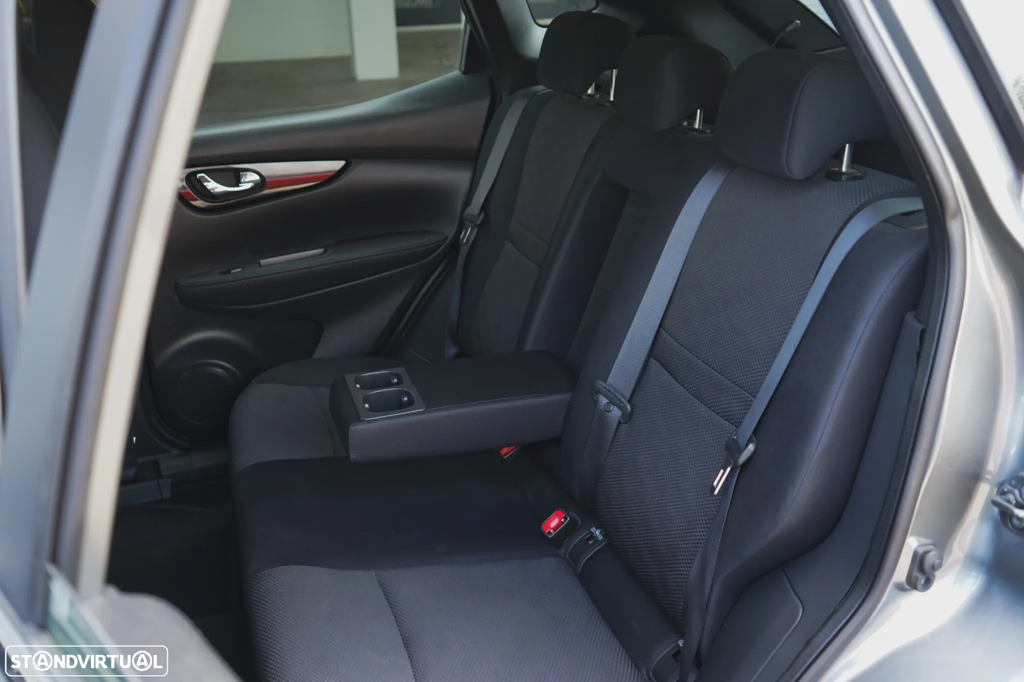 Nissan Qashqai - 25