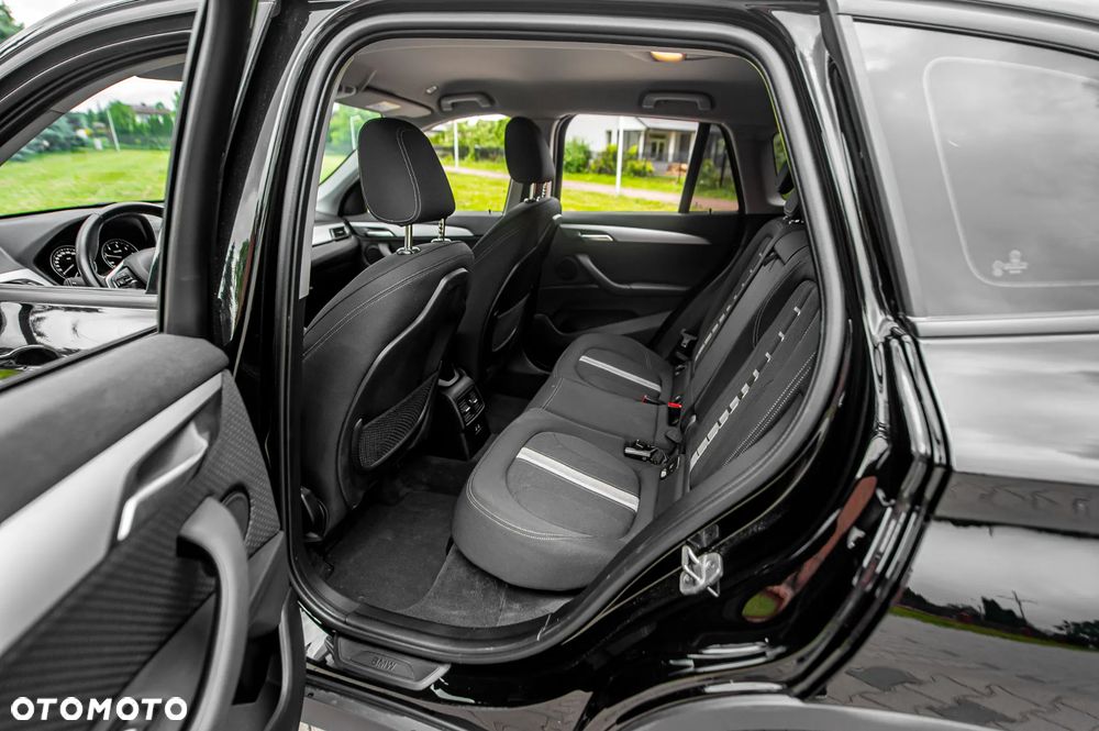 BMW X1 xDrive20d Sport Line sport - 9