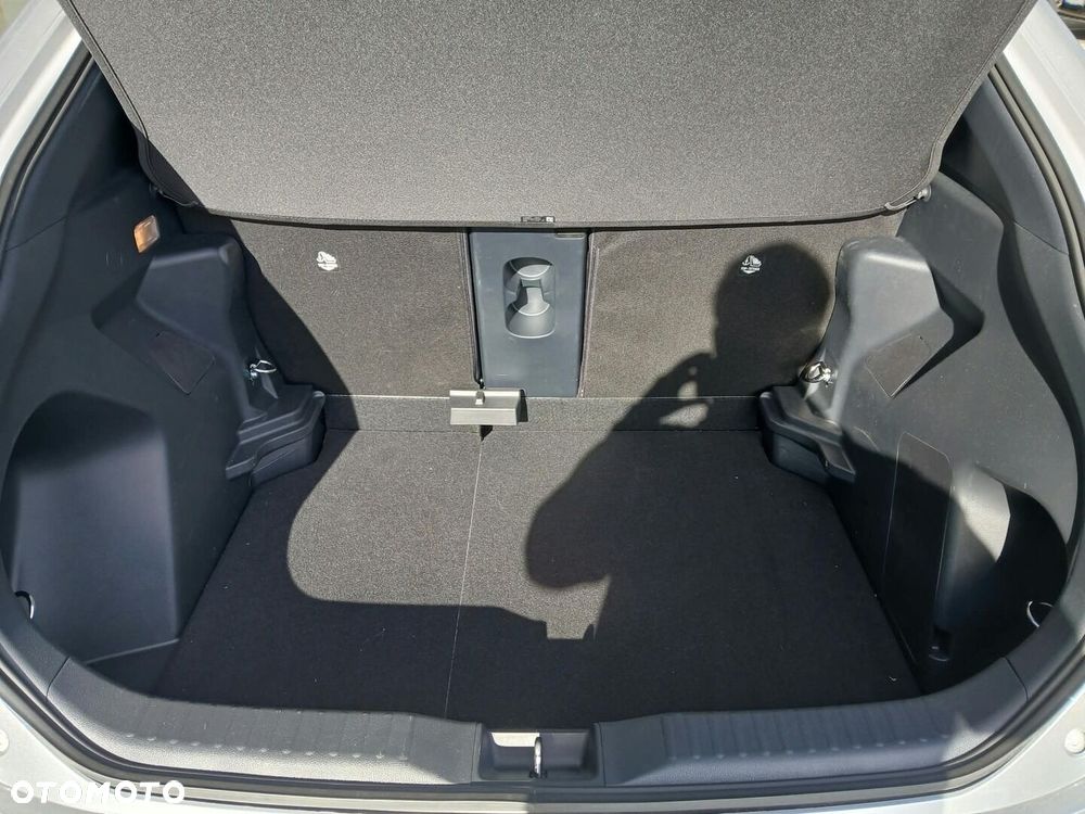 Toyota Yaris Cross Hybrid 1.5 Style - 34