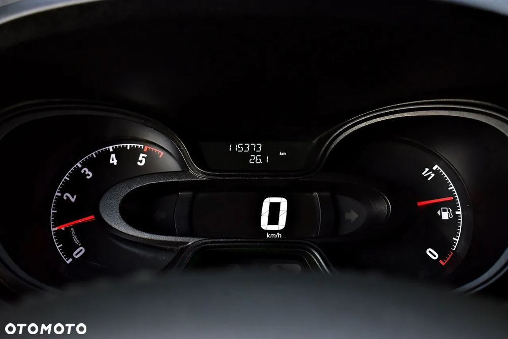 Opel Vivaro - 9