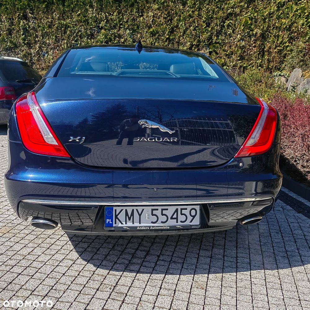 Jaguar XJ 3.0 D V6 Premium Luxury - 5