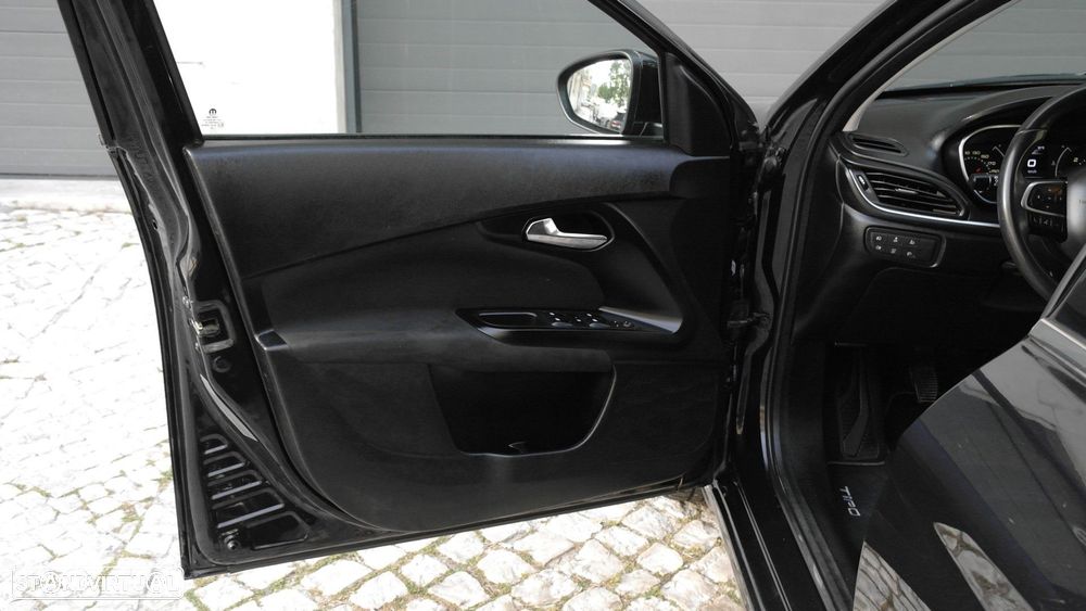 Fiat Tipo Station Wagon 1.3 M-Jet Easy - 27