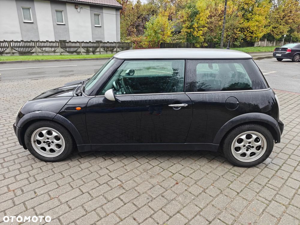 MINI Cooper Standard - 3