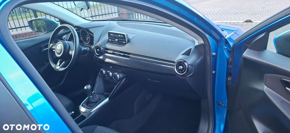 Mazda 2 - 21