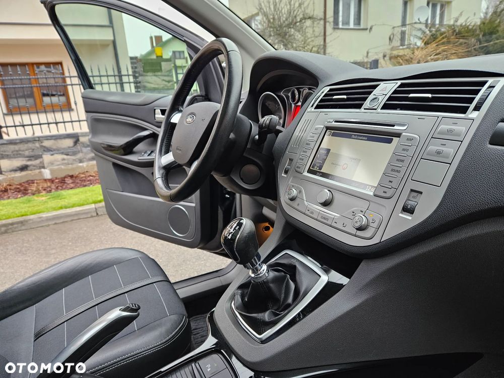 Ford Kuga 2.0 TDCi 4x4 Titanium - 21