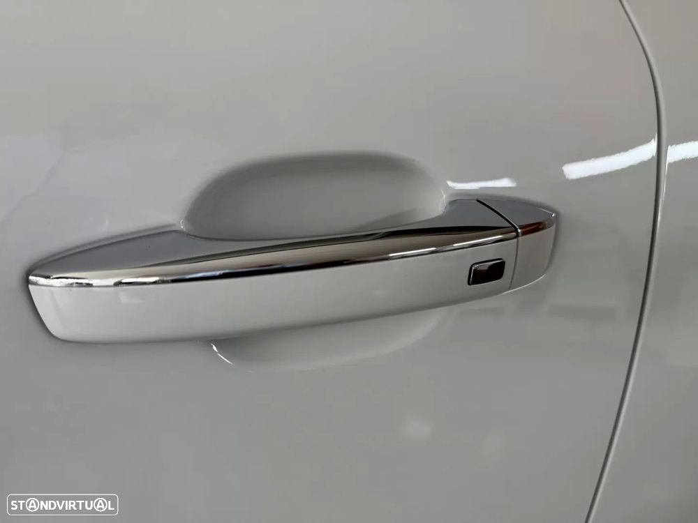 MG EHS 1.5 T-GDI Plug-in Hybrid Luxury - 13
