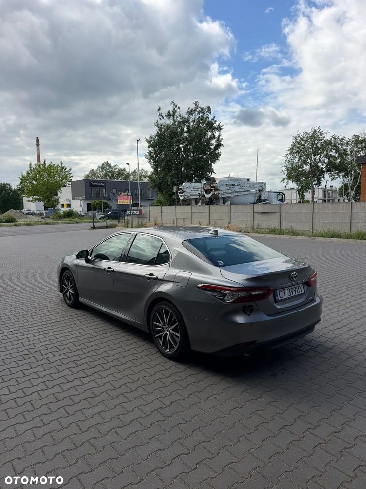 Toyota Camry 2.5 Hybrid Prestige CVT - 3