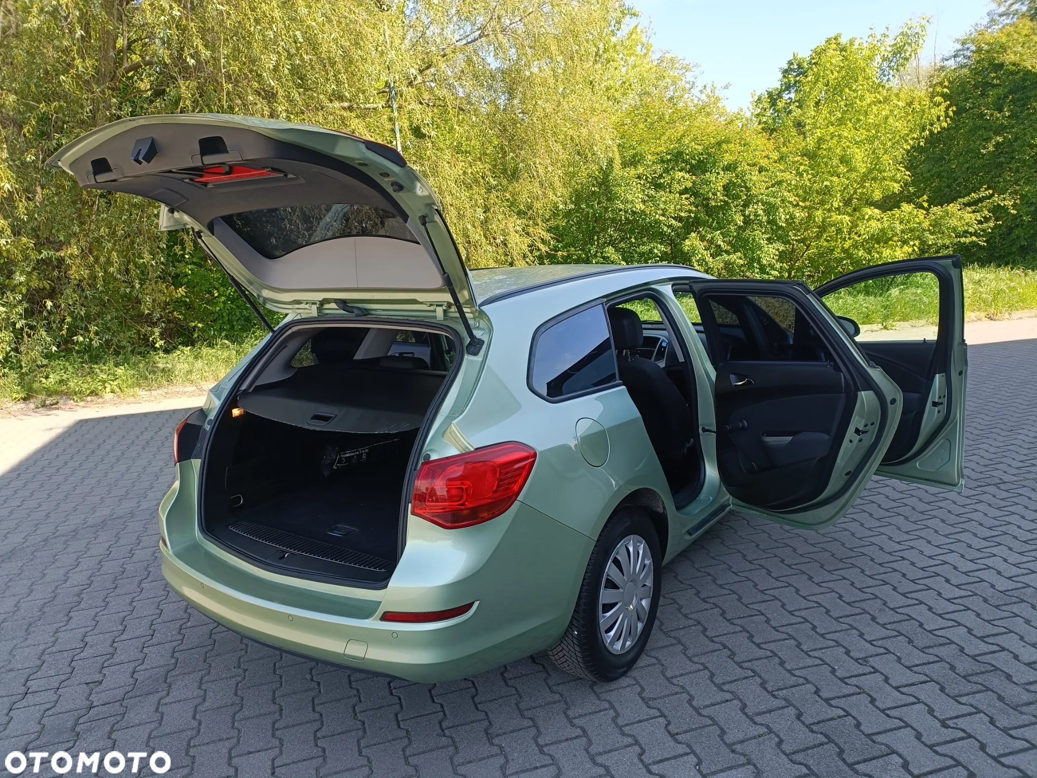 Opel Astra 1.7 CDTI Caravan DPF (119g) Edition - 18