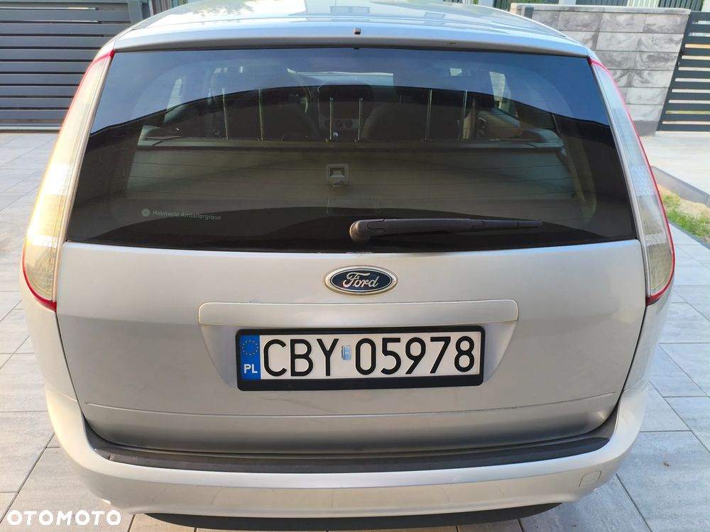 Ford Focus - 10