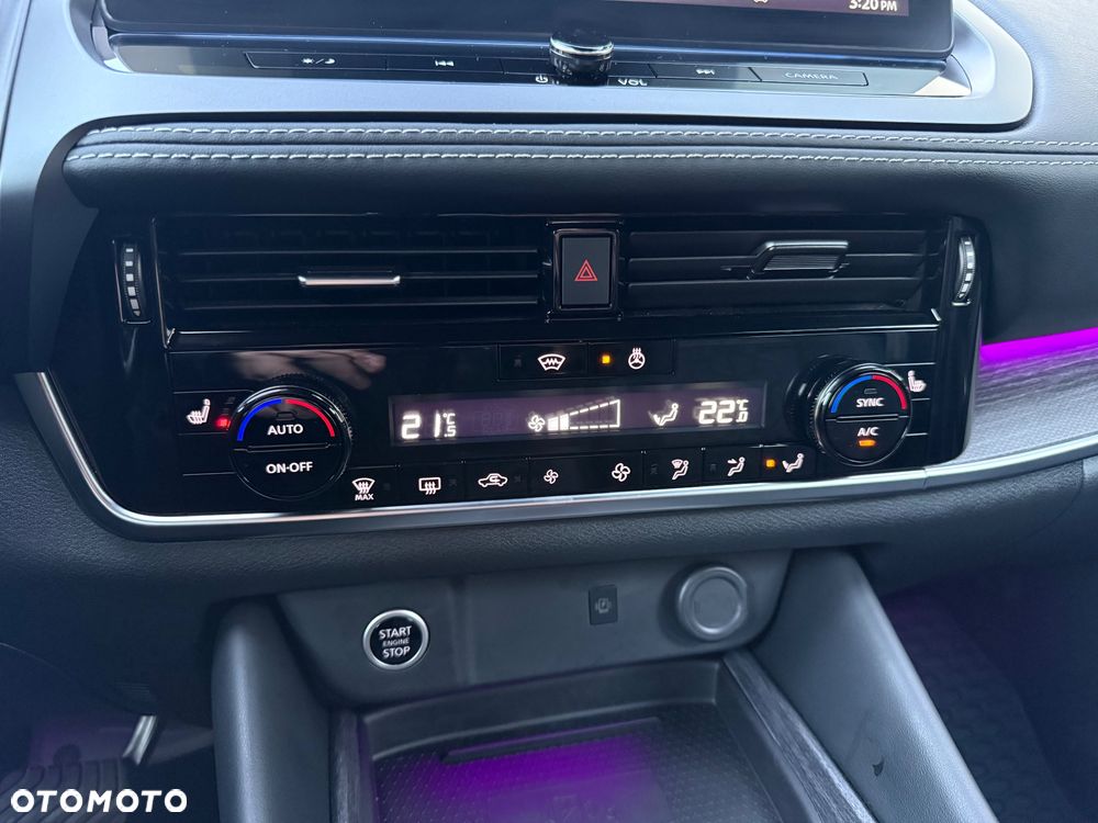 Nissan Qashqai 1.3 DIG-T MHEV Xtronic Tekna - 32