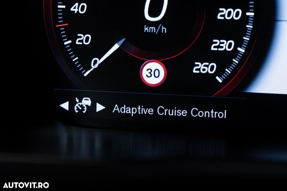 Volvo XC 90 D5 AWD Momentum - 39