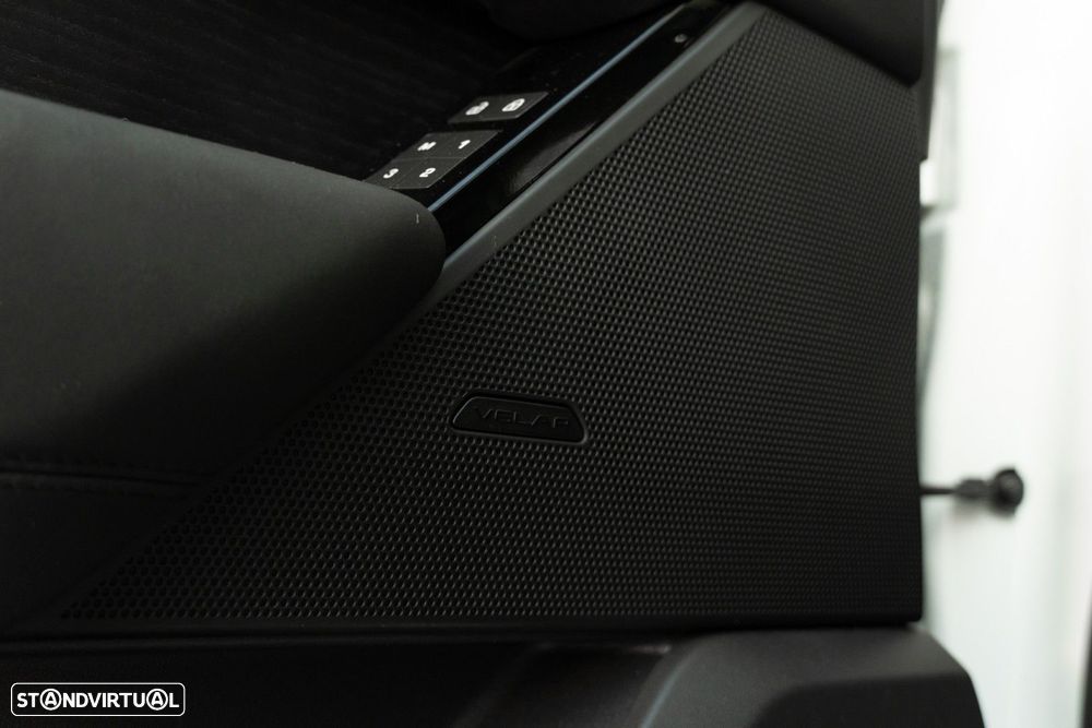 Land Rover Range Rover Velar 2.0 P400e AWD HSE - 48