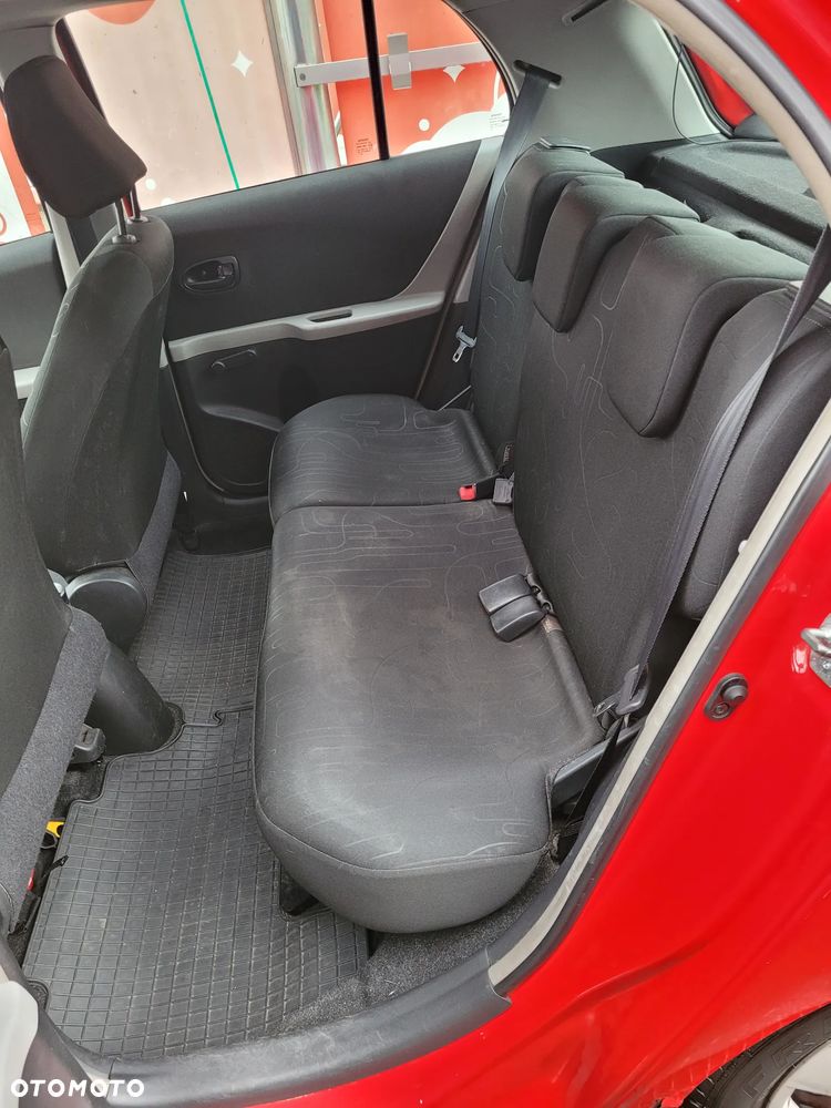 Toyota Yaris 1.33 Luna - 6