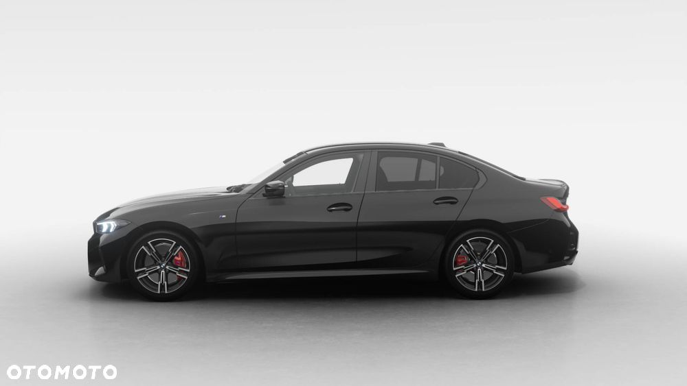 BMW Seria 3 330i xDrive M Sport - 4