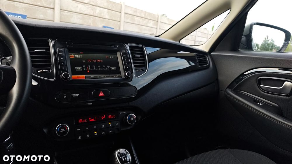 Kia Carens 1.6 GDI ISG Vision - 26