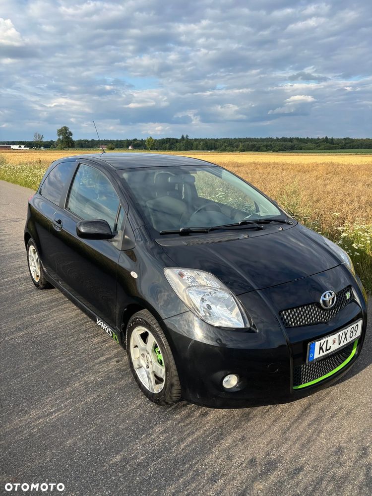 Toyota Yaris 1.8 VVT-i TS - 8